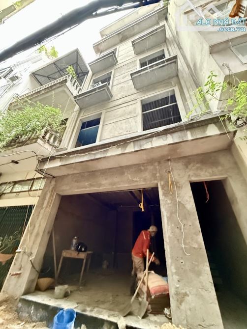 BÁN CCMN NGUYỄN KHÁNH TOÀN - 65m2 - PCCC XỊN, NGÕ THÔNG NÔNG - 18PKK - 90tr/th - 18 tỷ5 - 1