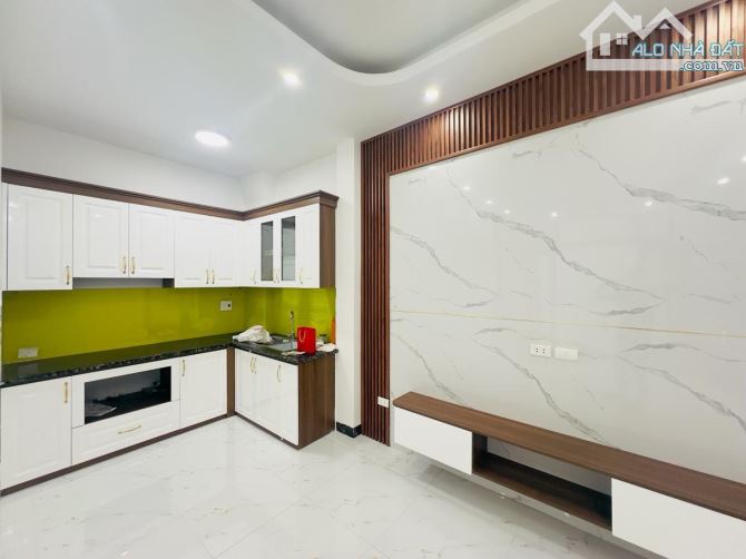 BÁN NHÀ TRƯƠNG ĐỊNH – 5 TẦNG MỚI XÂY – THANG MÁY – PHÂN LÔ – GẦN Ô TÔ – 45m2 - 1