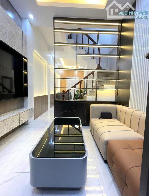 CÒN 1 CĂN DUY NHẤT !!! BÁN NHÀ ĐÀO TẤN 32M2 - 4 TẦNG - 3.2M MẶT TIỀN - 6.9 TỶ - NGÕ THÔNG - 1