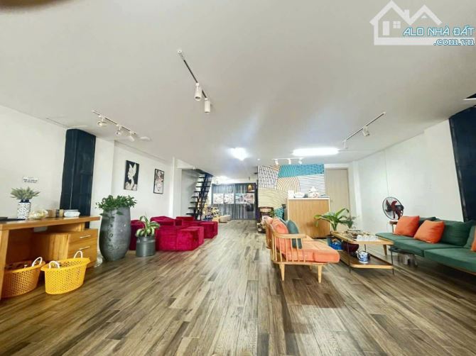 Nhỉnh 27 TỶ: BÁN TÒA NHÀ CĂN HỘ AN THƯỢNG ĐÀ NẴNG, 115 TR/th: 220m² =7,5 x29,33m - 5 TẦNG - 1