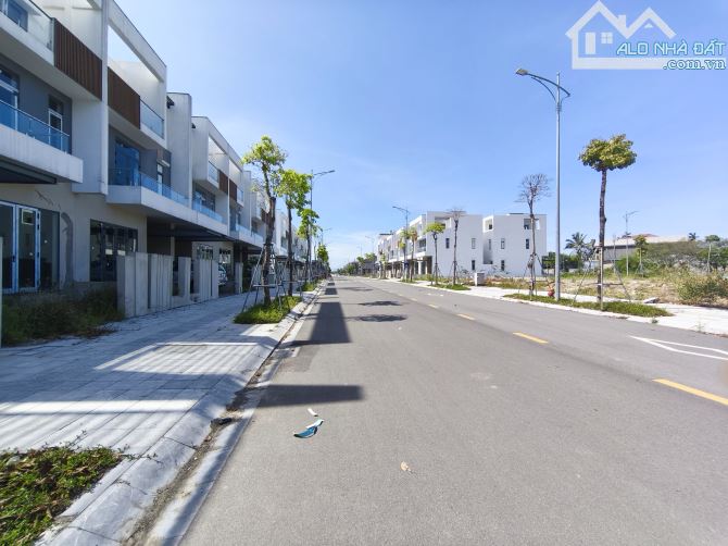 BGI Huế đường 19.5m_ nhà 3 tầng 7*17m giá 5.8ty - 2