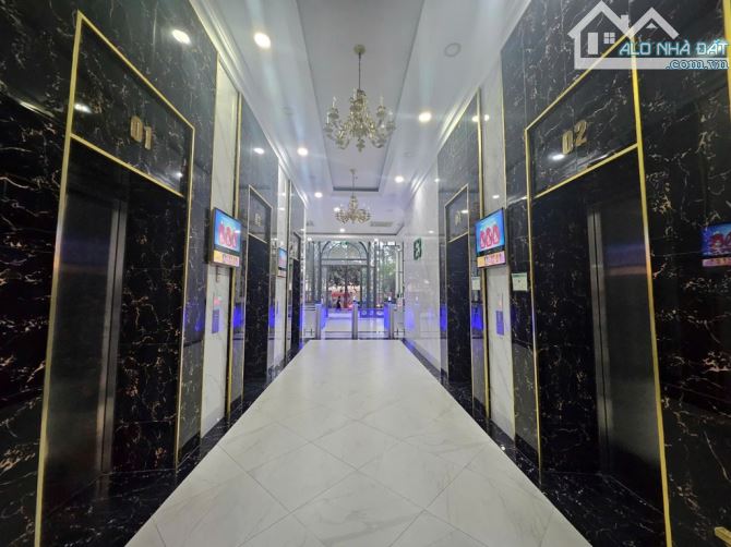Bán căn góc 3 ngủ full nội thất xịn tại The Emerald Đình Thôn Mỹ Đình Từ Liêm - 2