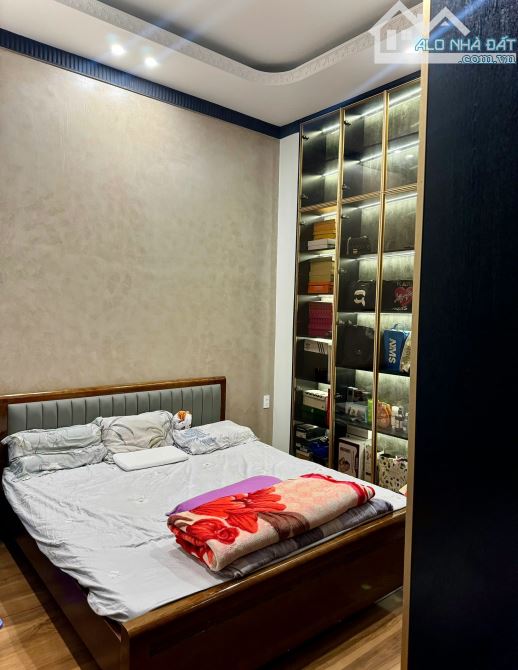 Bán biệt thự vườn 350m2 Lê Văn Chí, Linh Trung, Thủ Đức, giá 14.7 tỷ - 2