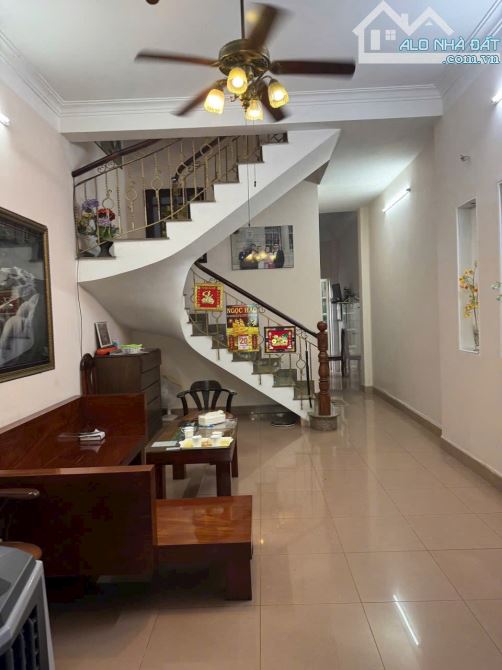 Cần bán MT đường Lê Đức Thọ f13 90m 2 lầu - 1