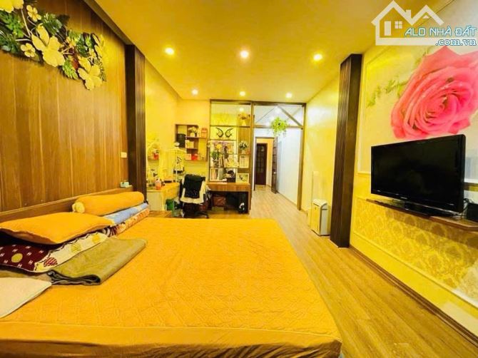 Bán Nhà Nguyễn Hoàng Tôn - Hàng Xóm Ciputra - Dạo Bộ Tây Hồ Lộng Gió - 8 Tỷ Nhỉnh - 2