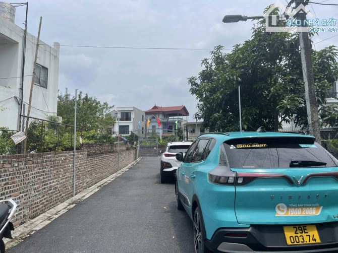 Bán 247m lô góc thôn 4 Đông Dư, vỉa hè rộng, phù hợp làm nhà vườn, kho xưởng - 2
