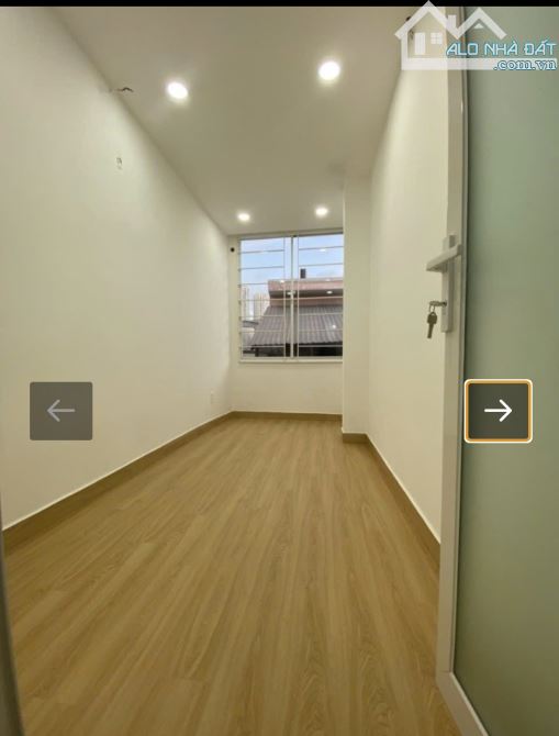 Nhà Quận 7 dưới 2 tỷ - HẺM ÔTÔ - 2TẦNG -2PN- 2TỶ1 - 2
