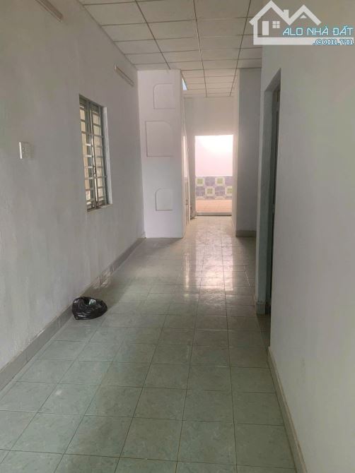 Bán nhà 1 trệt 1 lầu ngay nhà thờ Trà Cổ Bình Minh 122m2 giá 2 tỷ - 2