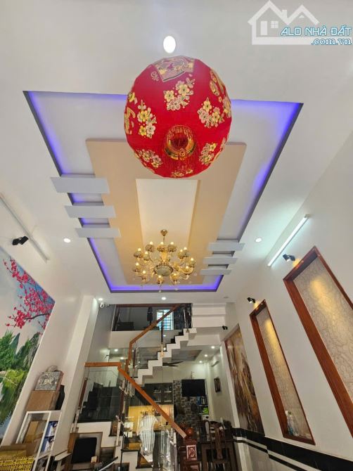 BÁN NHÀ MẶT TIỀN HẺM 8M THÔNG HT13 VÀ NGUYỄN ẢNH THỦ, Q12, 4 TẦNG GIÁ 5,35 TỎI. - 2