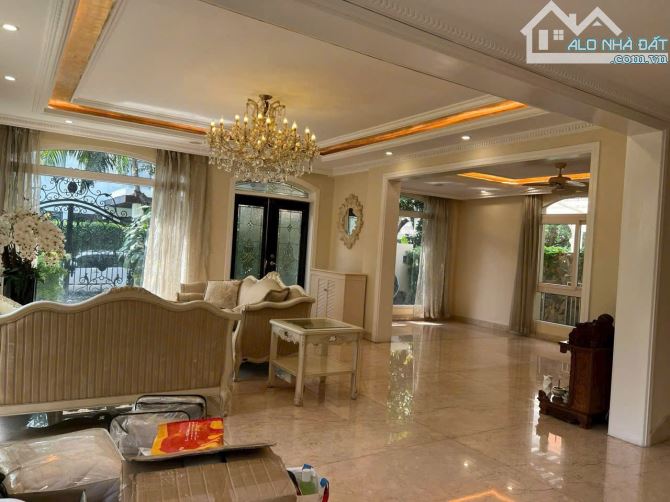 Cho thuê Biệt thự cao cấp Lam Thiên Lục Địa, 5PN, ngay Phú mỹ hưng, Quận 7 - 2