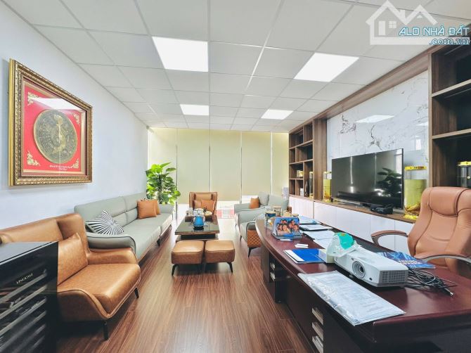 Bán nhà Phố Văn Quán - 80m2 - 18 tỷ - phân lô,vỉa hè,oto tránh - kinh doanh đỉnh - 2