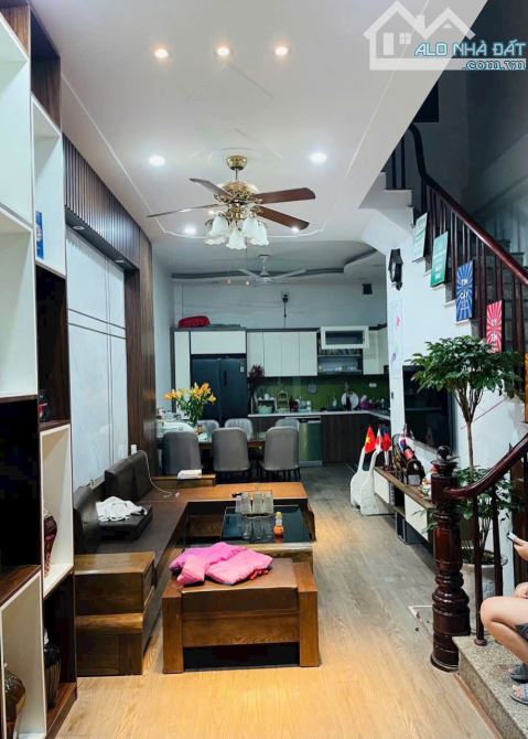 BÁN NHÀ SIÊU VIP 6.9 VÂN CANH – 40m2, 4 TẦNG, THIẾT KẾ ĐẸP, GIÁ TỐT - 2