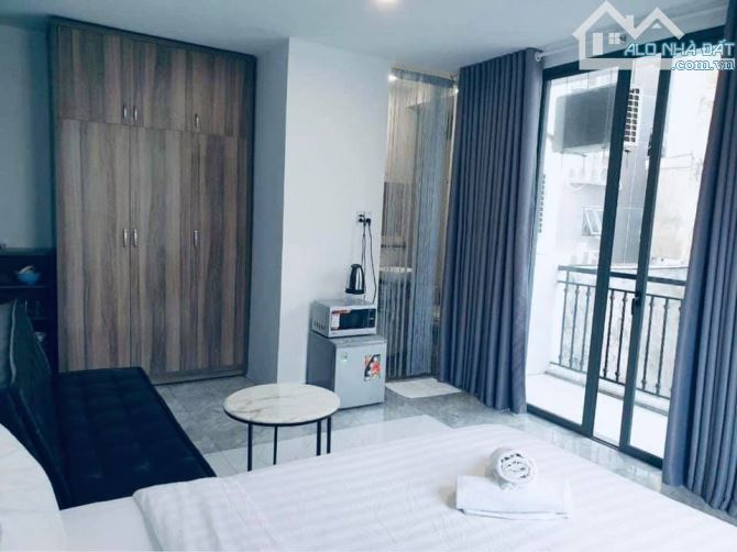 Chính chủ gấp bán nhà mặt tiền Thảo Điền, Q2 - DT 75m2 * 5T. Giá đầu tư 24,5 TỶ tl