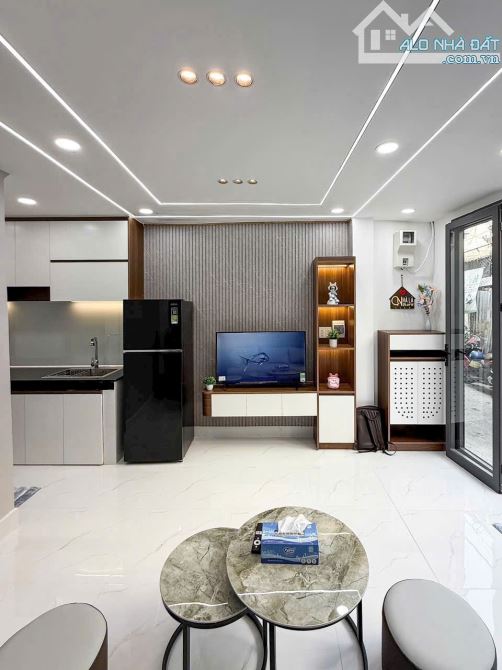 TRỊNH VĂN BÔ-LÔ GÓC- Ô TÔ ĐỖ CỔNG-2 THOÁNG TRƯỚC SAU-SỔ ĐỎ NÉT SẴN GIAO DỊCH NGAY 35M 6.TỶ - 2