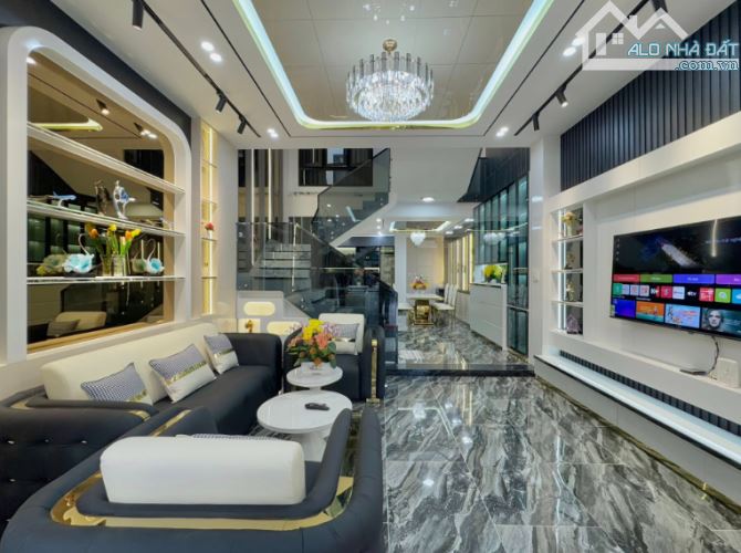 SIÊU PHẨM 3 TẦNG SÁT BIỂN - THIẾT KẾ HIỆN ĐẠI - FULL NỘI THẬT XỊN - TT HÒA MINH, ĐÀ NẴNG - 2