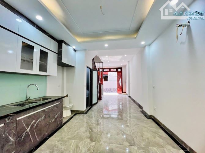 Bán nhà lê trọng tấn hà đông Ô tô đỗ cửa vài bước ra phố DT40m2 giá hơn 8 tỷ - 2