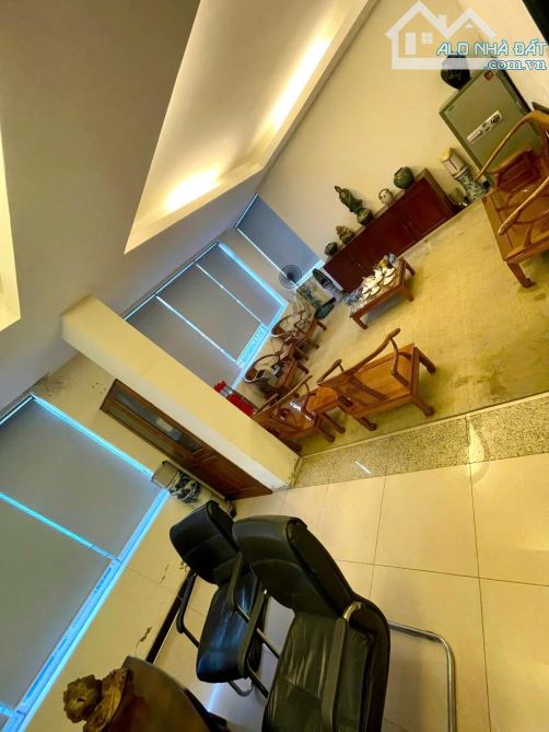 Siêu phẩm Trương Định, HBT - DT 60m2 x 6 tầng, sổ nở hậu, thang máy mới, ngõ thông KD - 2