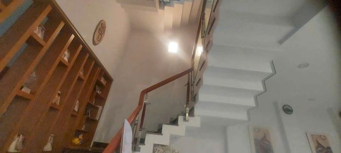 Nhà hèm Liên Khu 4-5, Bình Hưng Hòa B dt 144m2 2 lầu 5pn 4wc giá 11 tỷ - 2