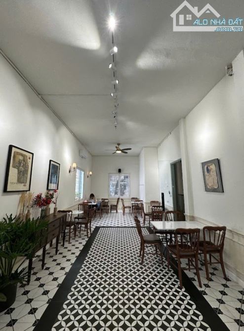 VIP-BIỆT THỰ LÊ VĂN SỸ - 15M X 20M- 3 TẦNG- PHƯỜNG 12, QUẬN 3 - 2