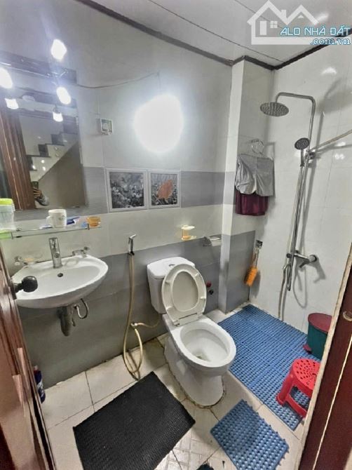 TÂN HÒA ĐÔNG SÁT MẶT TIỀN [ 5 X 10 ] HAI MẶT HẺM XE HƠI _ 4 TẦNG CÒN MỚI 6PN CHỈ 6,35 TỶ. - 2