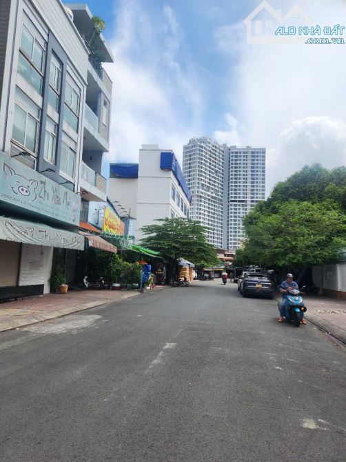 Hậu Giang ngay Coop Mart [ 4,6 X 26 ] Đường nhựa 6m lề 2m, 2 tầng đúc 6pn chỉ 12,5 tỷ. - 2