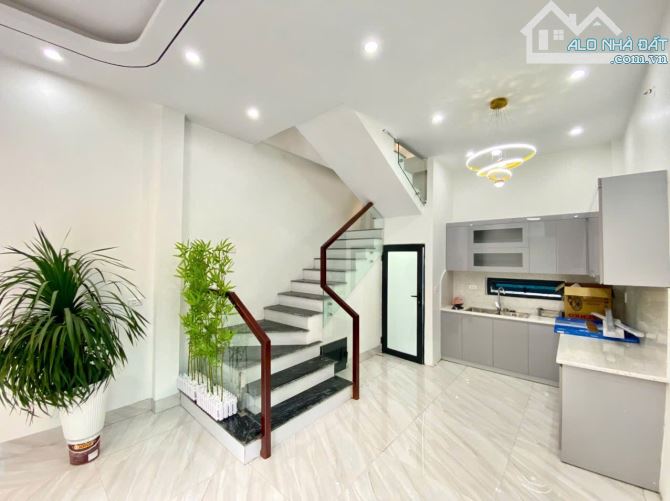 Bán nha Trong ngõ đường Trần Huy Liệu - 2