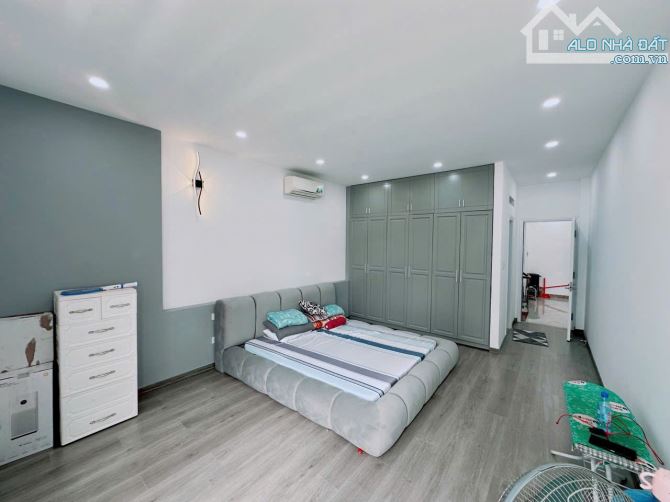 Bán nhà MT ngay trục Trần Não Q.2 - 5x22m - XD Hầm 5 tầng - giá chỉ 22.5 tỷ. - 3