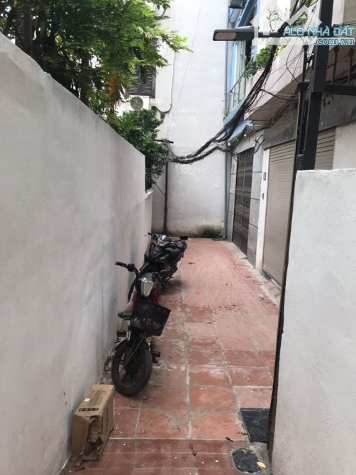 Bán căn hộ DV ngõ phố Võng Thị, 104m, 7 tầng thang máy, MT 6.8m, giá 27tỷ, cho thuê 90tr/t - 3