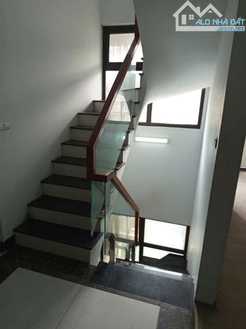 BÁN TOÀ NHÀ PHỐ KIM ĐỒNG,9TÂNG,DT 110M,MT 8M,GIÁ  83 TỶ - 3