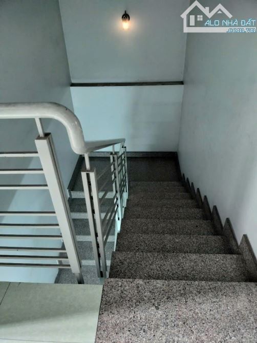 Nhà bán: đường Hương Lộ 2. Q Bình Tân. DTSD 95m2. 3 tầng. Giá bán 7.1 tỷ - 3
