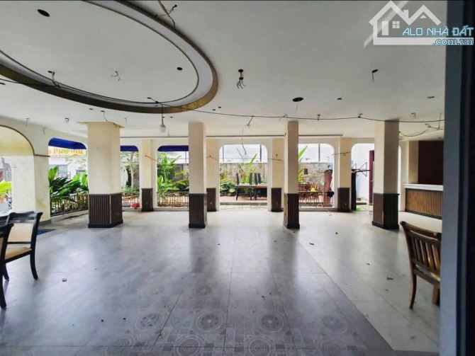 VIP- BIỆT THỰ MẶT TIỀN TRẦN QUỐC THẢO - 21M X 35M- 2 TẦNG- P. VÕ THỊ SÁU, QUẬN 3 - 3