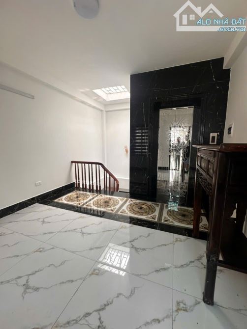 Bán Nhà Long Biên 55m x 6 Tầng Thang Máy Ô Tô Kinh Doanh Giá 13.6 Tỷ. - 3