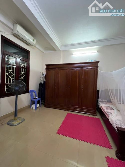 Bán gấp nhà đẹp 4 tầng mặt phố Nguyễn Công Trứ, 55m2, MT 14.5m, vị trí đẹp, kinh doanh - 3