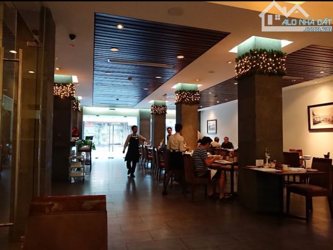 CHO THUÊ TOÀ K.SẠN 100P- MT LÊ THÁNH TÔN, P BẾN NGHÉ,Q1- DT: 25X25- 9 TẦNG- 2,6 TỶ/TH - 3