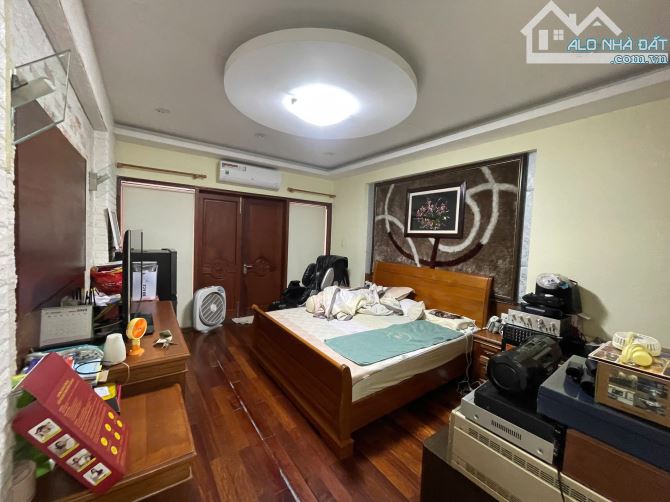 Siêu Hiếm - Nhà Vip ngay Cư Xá Lữ Gia - 112m2, 3 tầng thiết kế riêng - Cần bán gấp 20 tỷ - 3