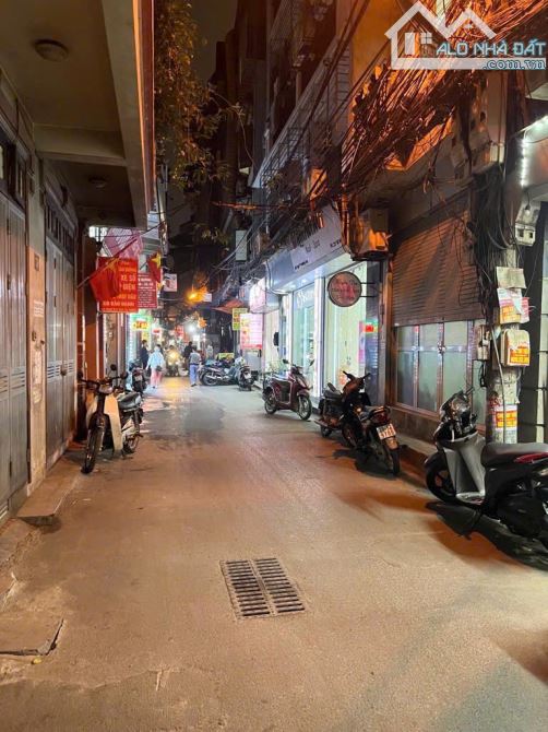 LÊ THANH NGHỊ - 39m2/4 TẦNG - NHỈNH 8 TỶ (CÓ TL) - TRUNG TÂM QUẬN HAI BÀ TRƯNG. - 3