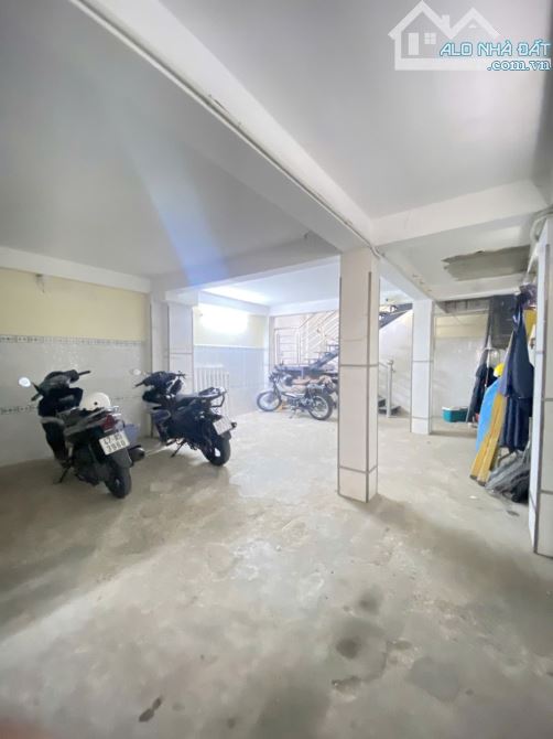 TƯƠNG LAI MẶT TIỀN RẠCH XUYÊN TÂM - CHDV 15 PHÒNG - DOANH THU 70TR/THÁNG - HẺM XE HƠI - 3