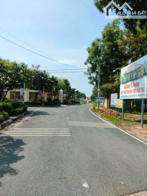 BÁN ĐẤT MT DX70, P.ĐỊNH HOÀ, TP.TDM, DT: 31x84, TC300M2, SHR, GIÁ 24,5 TỶ - 3