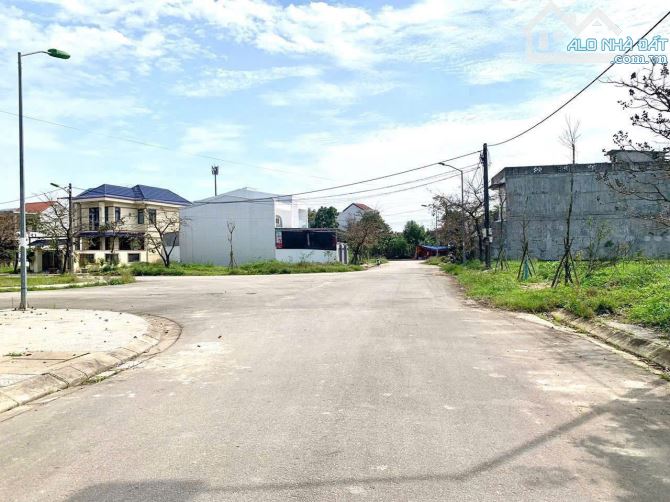 Bán đất đẹp KQH Xuân Phú 3 mặt tiền thoáng gần chợ Cống Khu Mới Dương Khuê đẳng cấp Tp.Huế - 3