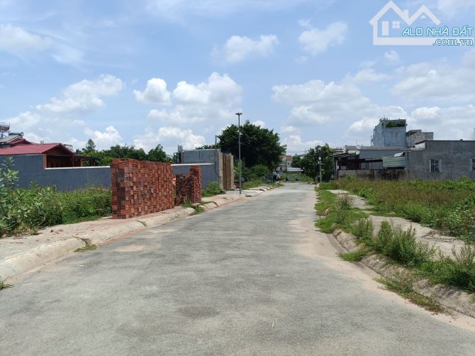 BÁN ĐẤT NỀN QUẬN 9 – GẦN KHU DÂN CƯ LONG TRƯỜNG  + Vị trí cực đẹp – Đường rộng l - 3