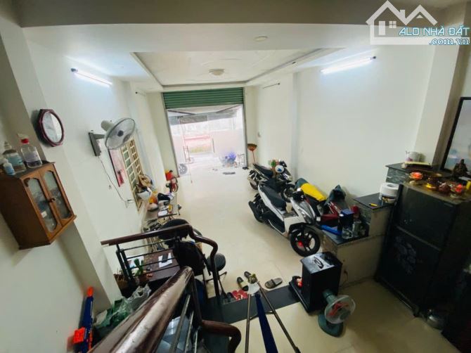 HỒ BÁ PHẤN - 116m2 - 2 TẦNG - HƠN 10 TỈ - 3