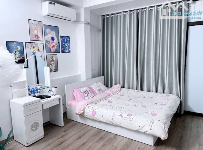 Bán nhà cầu giấy, sát phố, ngõ nông rộng đẹp - 3