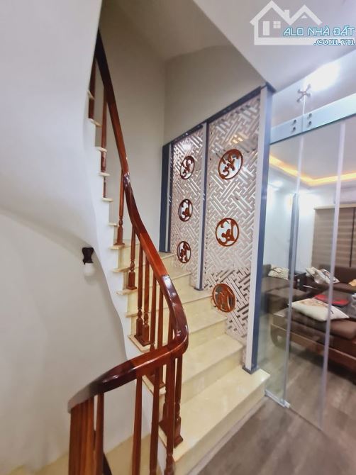 NHÀ 60M2*6T GIẢI PHÓNG, NGÕ Ô TÔ TRÁNH, 2 MẶT THOÁNG 16,4 TỶ - 3