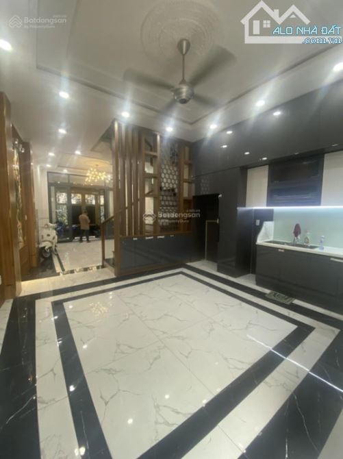 🏡 Bán nhà Cao Thắng, Q.10, hẻm 2 mặt thông, 9.x tỷ! - 3