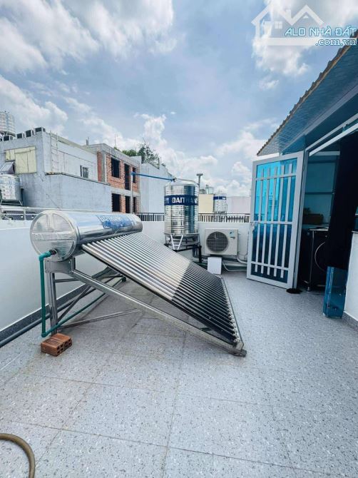 TRUNG TÂM Gò Vấp; HXH thông - NGANG 5m; 98m2(4tầng) gần UBND quận; chính chủ tâm huyết - 4