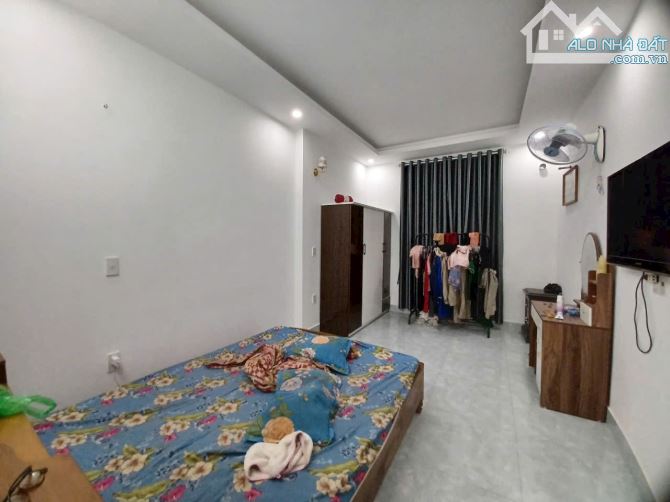 Bán nhà Độc lập 64m2x3T sân cổng riêng, ngõ ô tô tại Đằng Hải, giá hot - 4