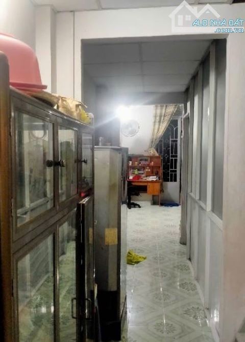 NHÀ GẦN CHỢ TRẦN THỊ CỜ, P. THỚI AN,Q12, NGANG 5MX22.4M, CN 104M2, giá 4ty140 - 4