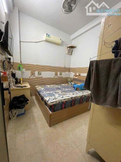 Nhà 2 tầng đường TRẦN THỊ HÈ, phường HIỆP THÀNH, Q12, dt 35m2, Hẻm 5m 💵 3,2Tỷ - 4