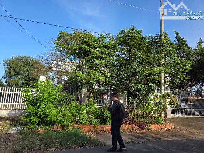 DT: 686m2 150m2 thổ cư, 4ty900triệu . Đường 52 xã Long Phước, Thành Phố Bà Rịa cần bán - 4