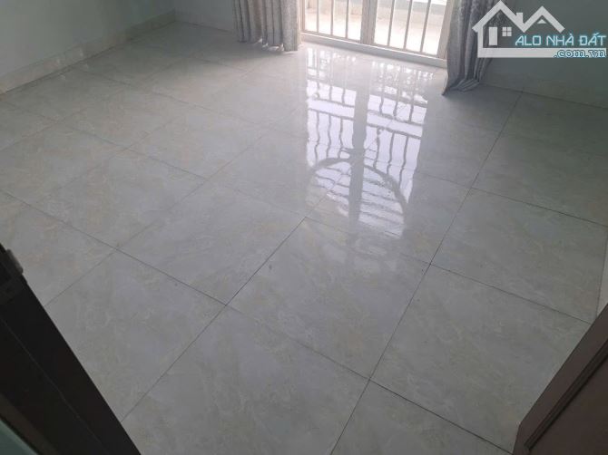 BÁN NHÀ PHÚ MỸ Q7 - 4 x 14 - 3 TẦNG 4PN - XE HƠI ĐỖ CỬA - NHỈNH 6 TỶ - 4